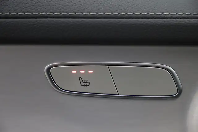 Mercedes-Benz GLC view 24