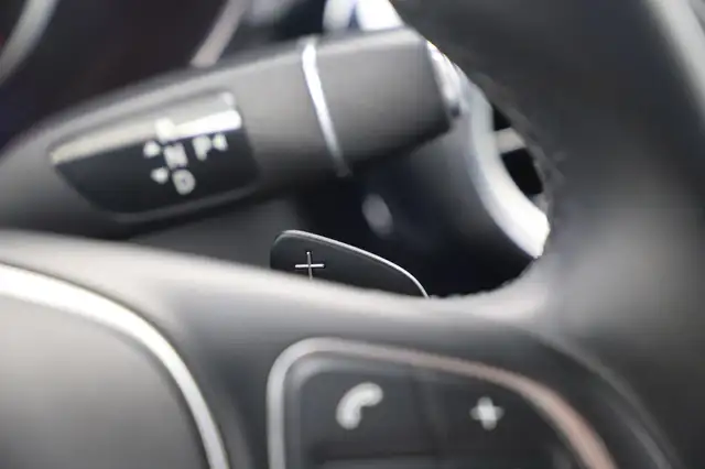 Mercedes-Benz GLC view 22