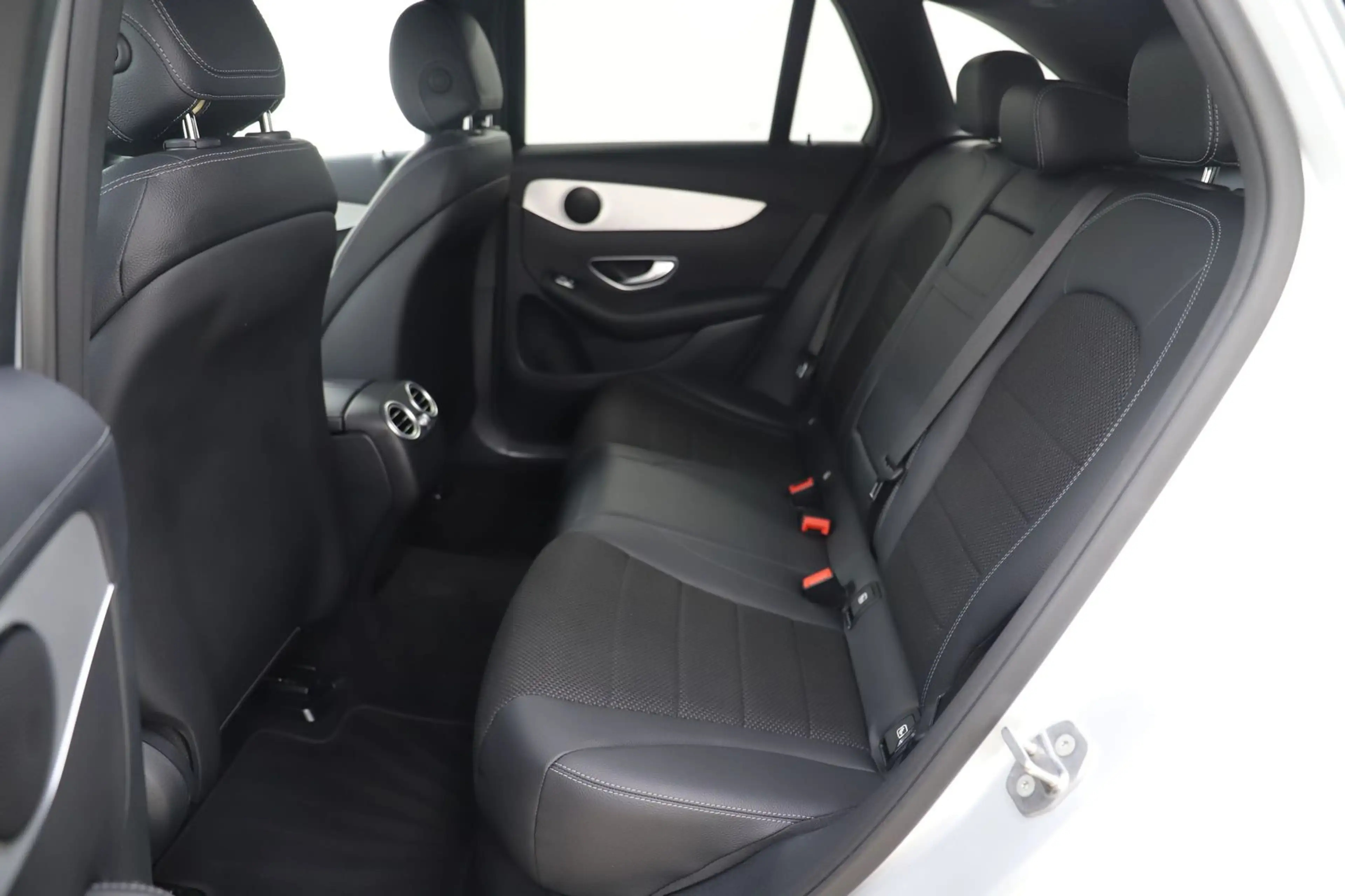 Mercedes-Benz GLC 250 d 204PS 9G 4Matic Exclusive Navi AHK LED — photo 11