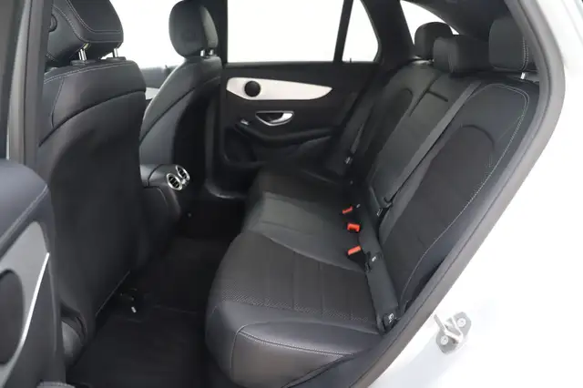 Mercedes-Benz GLC view 11