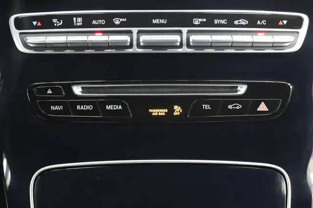 Mercedes-Benz GLC view 17