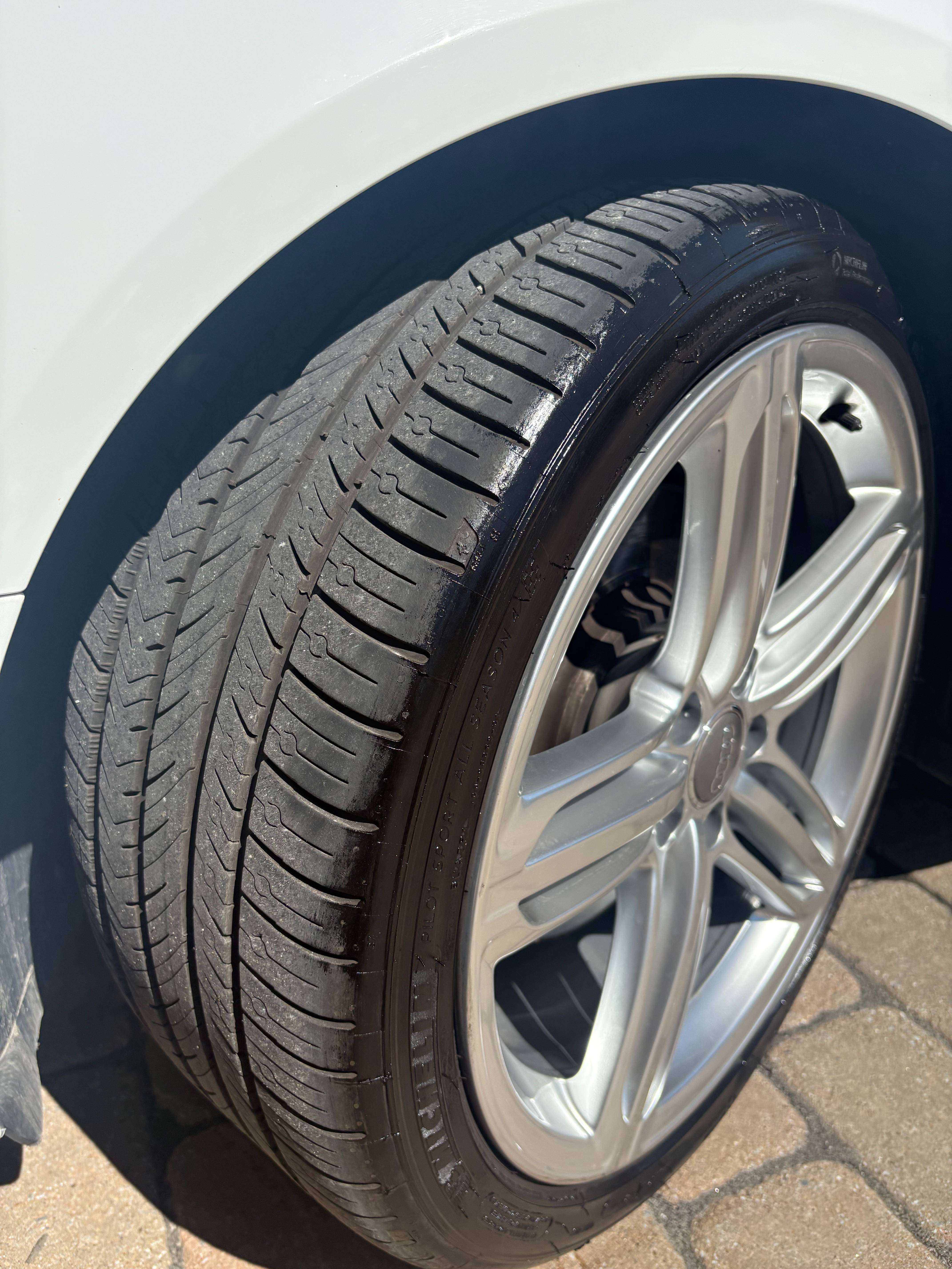 2015 Audi A4 Prestige - Sport Plus / S Line Competition Package thumb 16