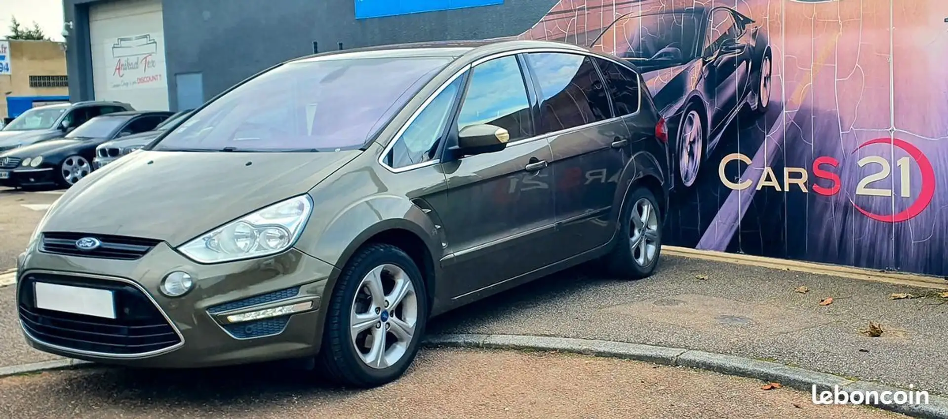 Ford S-Max 2.0Tdci 140Cv Business Nav Bvm6 04-2012 Grün - 2