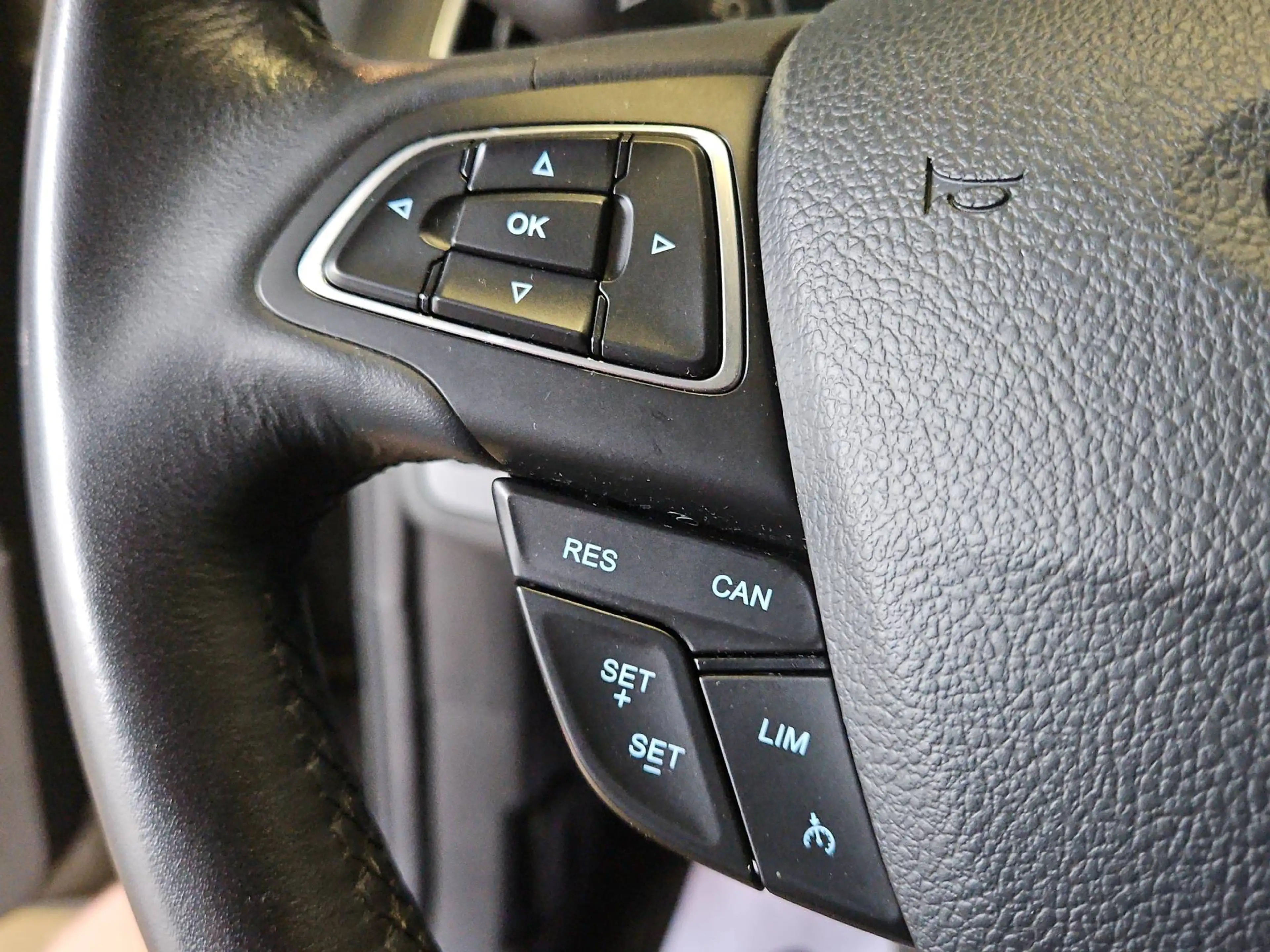 Ford C-Max titanium — photo 12