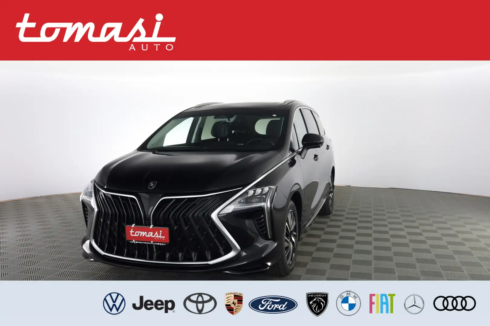 Forthing U-Tour 1.5 T Benzina Noble 7 posti Negru - 1