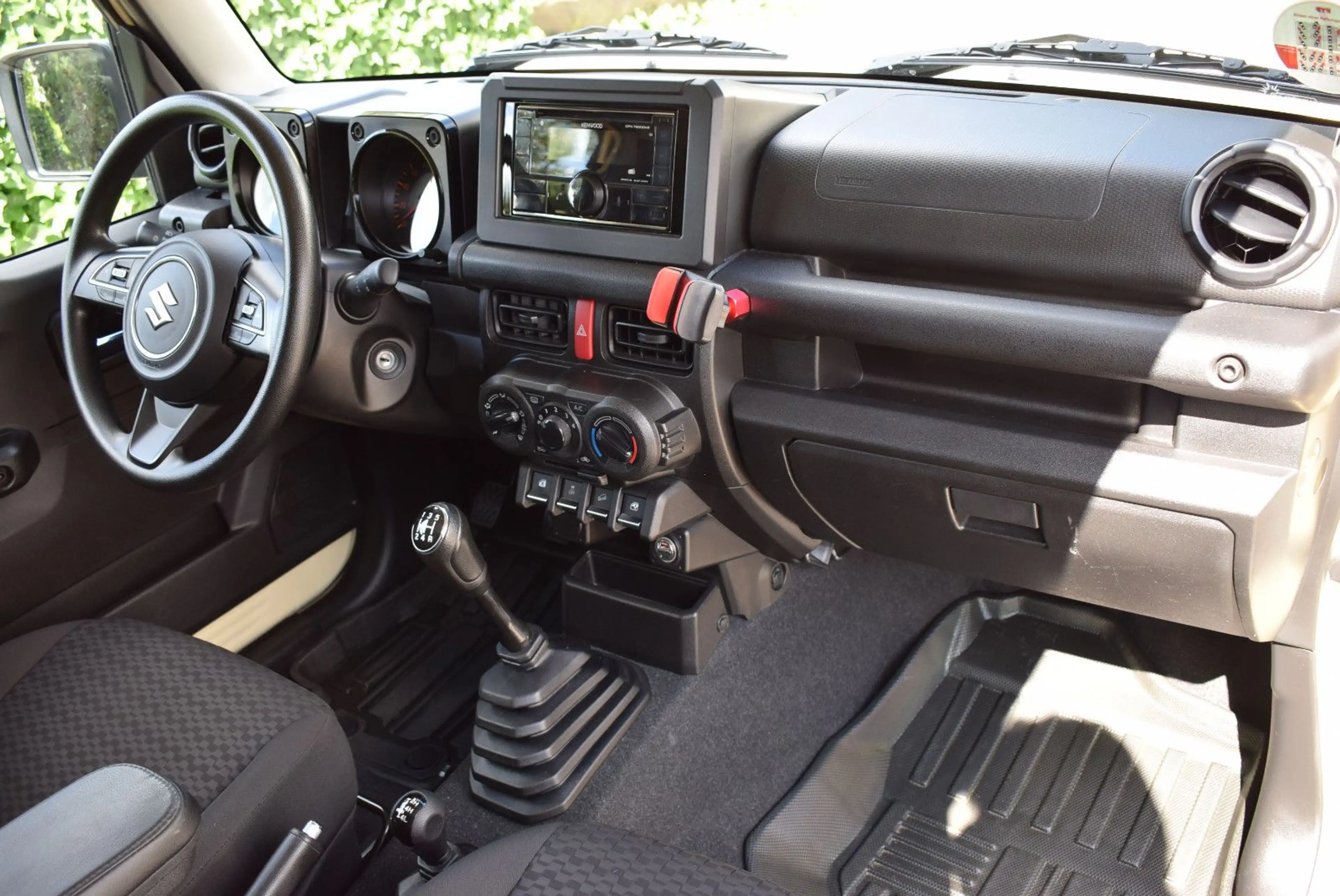 Suzuki Jimny Comfort AllGrip NFZ 1.HD/SUZUKI SH GEPFL. — photo 12