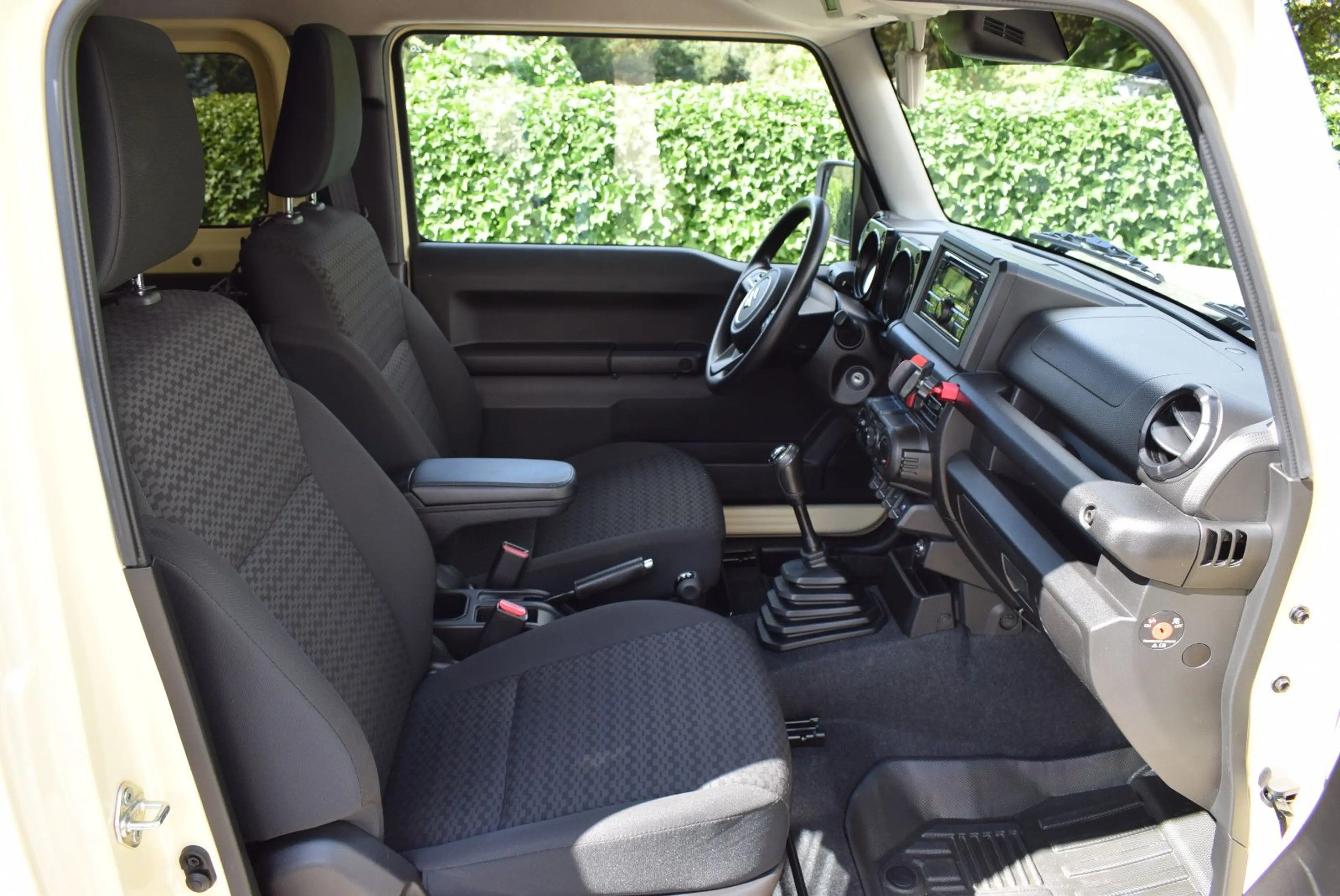 Suzuki Jimny Comfort AllGrip NFZ 1.HD/SUZUKI SH GEPFL. — photo 13
