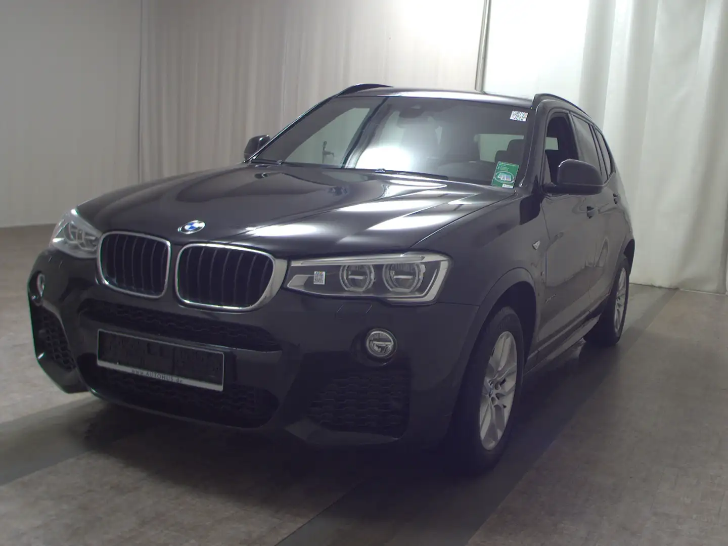 BMW X3 xDrive20d M-Sport Navi HuD Pano LED AHK HiFi Fekete - 2