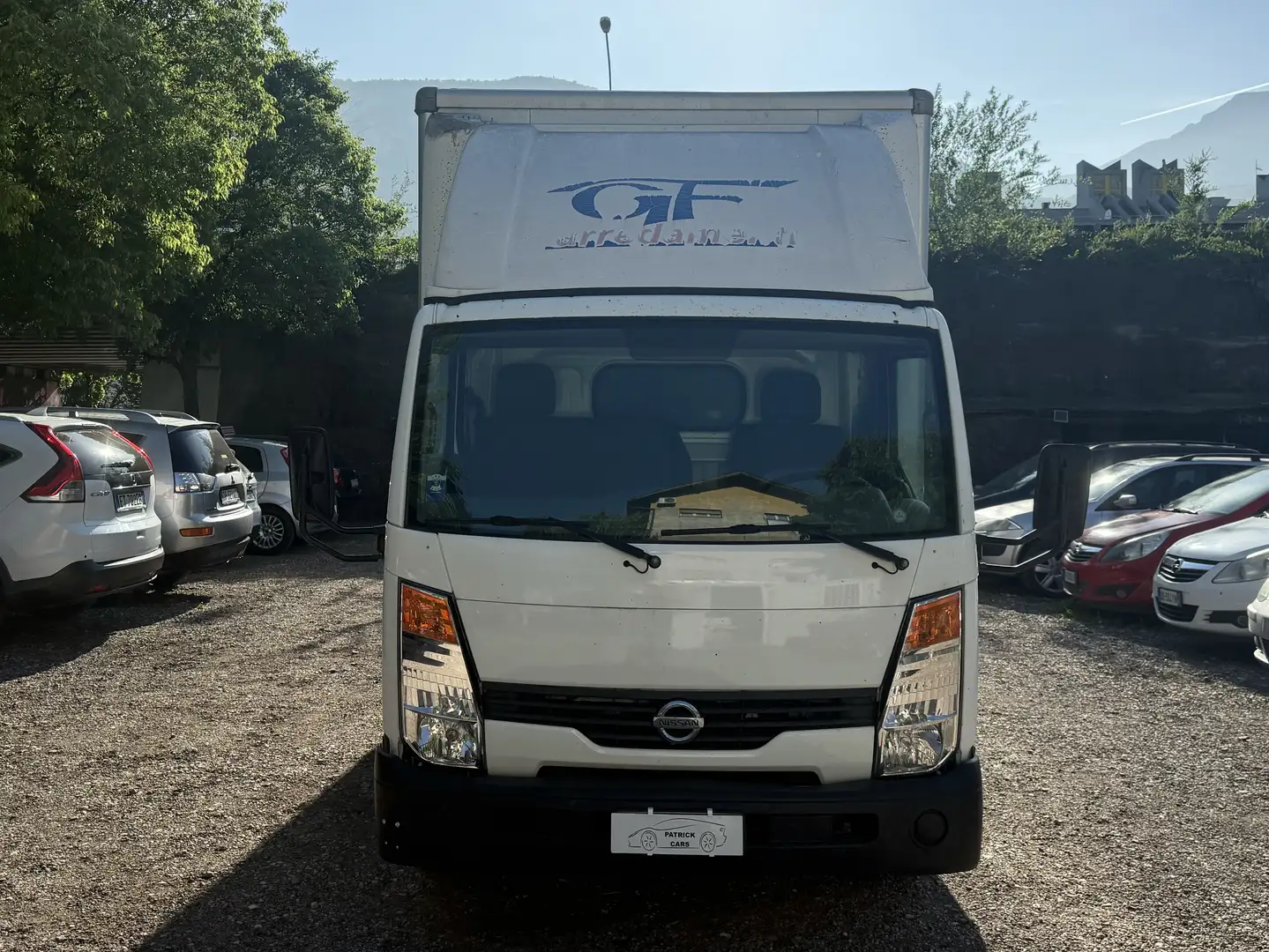 Nissan Cabstar Patente b - 2