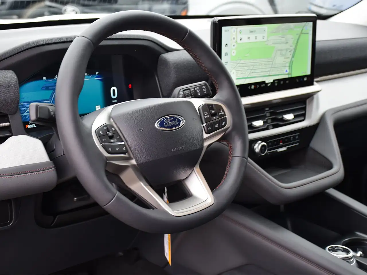 Ford Explorer снимка Ford Explorer