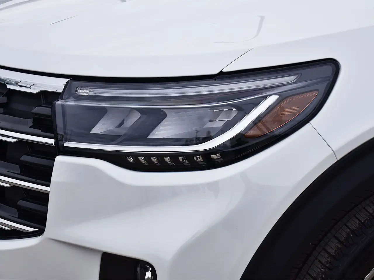 Ford Explorer снимка Ford Explorer