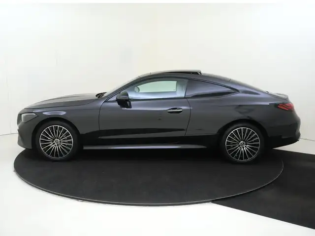 Mercedes-Benz CLE view 8
