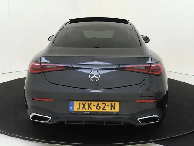 Mercedes-Benz CLE view 7