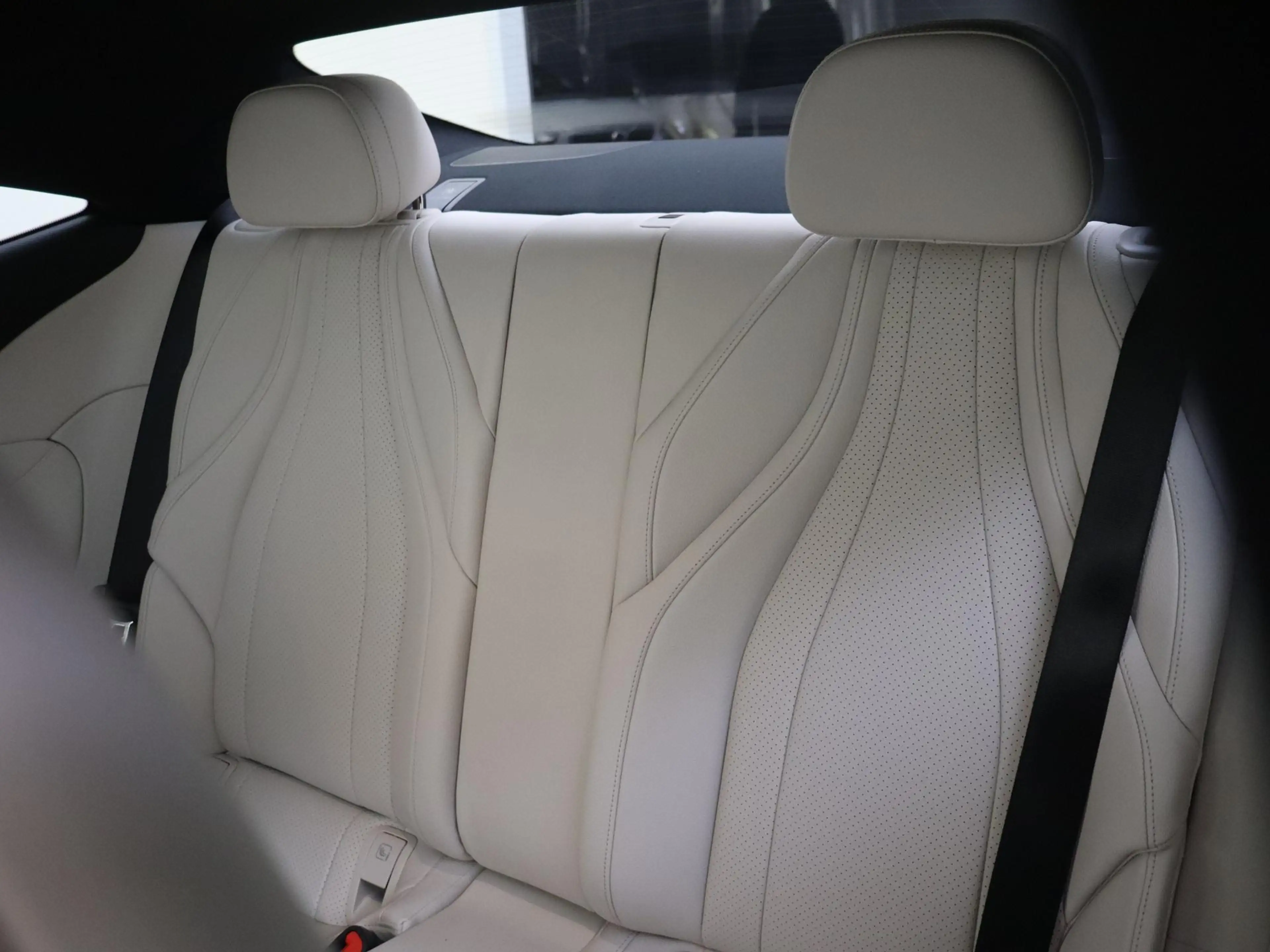 Mercedes-Benz CLE 300 Coupé e AMG Line / Premium Plus/ Burmester/ Head U — photo 12