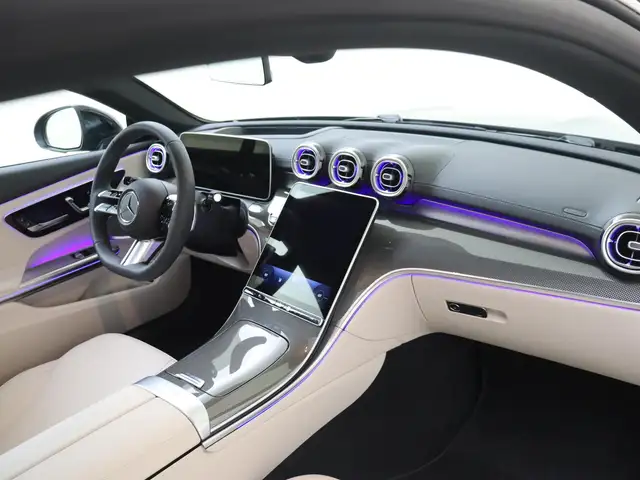 Mercedes-Benz CLE view 11