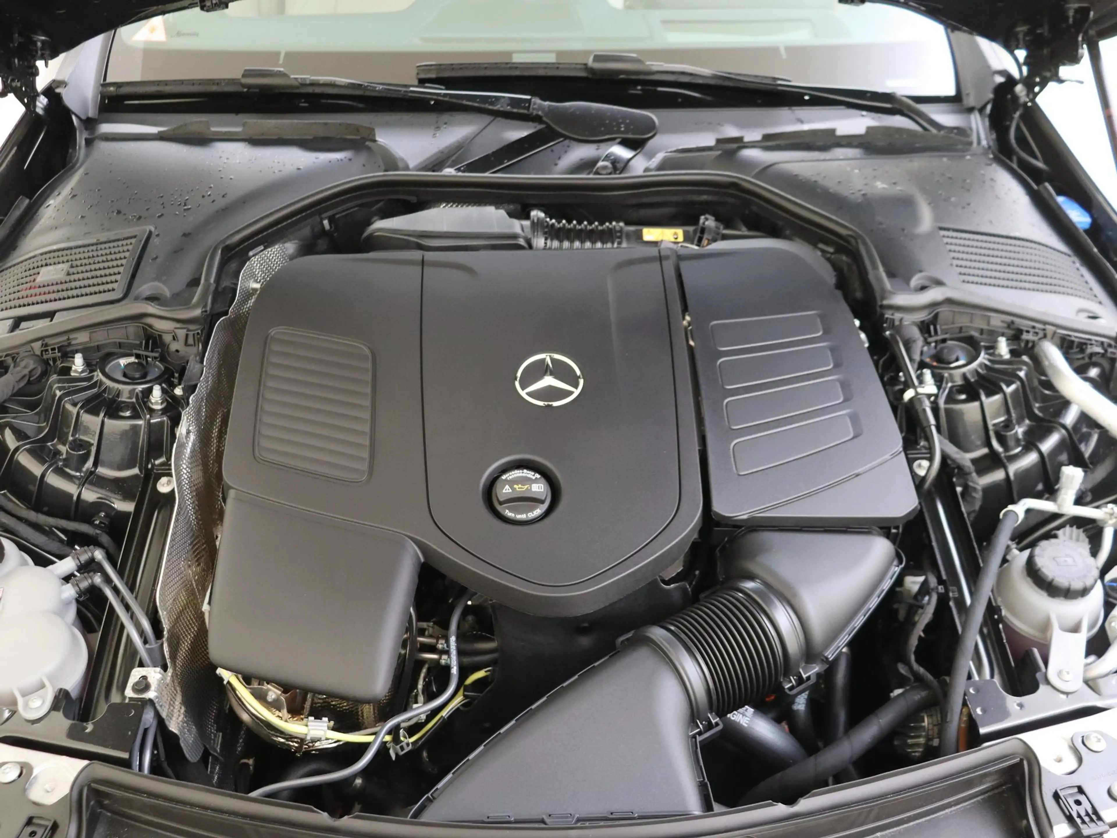 Mercedes-Benz CLE 300 Coupé e AMG Line / Premium Plus/ Burmester/ Head U — photo 5