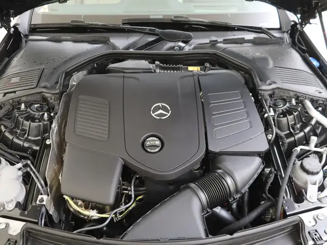 Mercedes-Benz CLE view 5