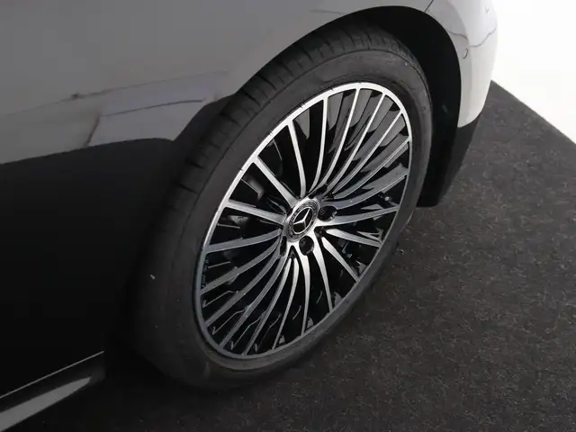 Mercedes-Benz CLE view 10