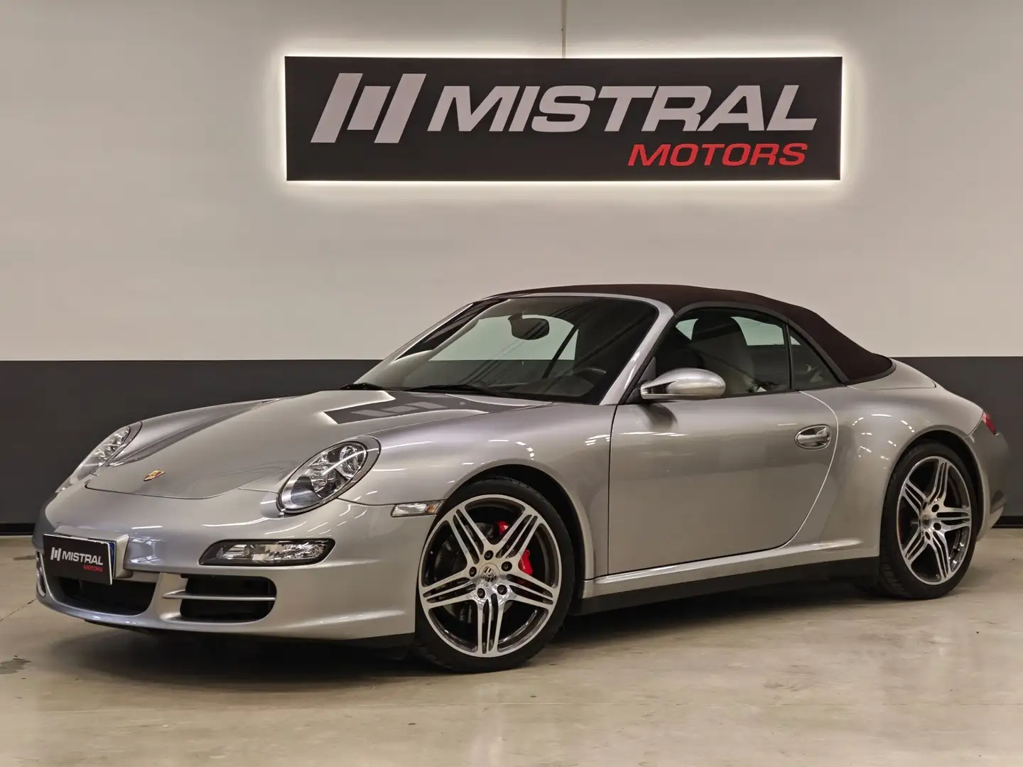 Porsche 997 911 Carrera 4S Cabriolet Gris - 1