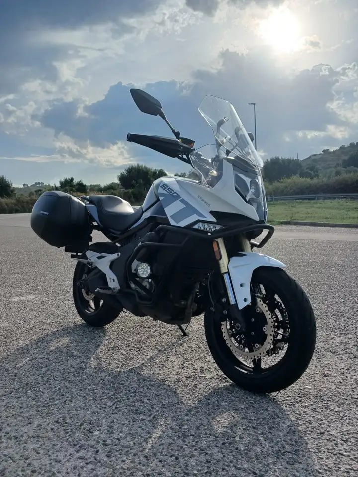 Cfmoto 650 MT