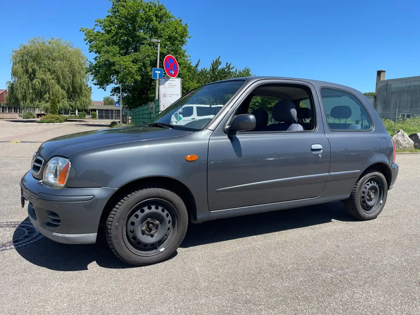 Nissan Micra 1.0 Fresh Nur 79870KM Gris - 2