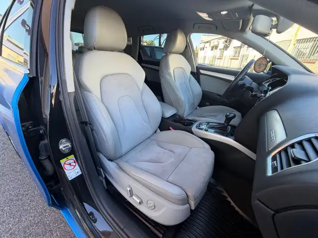 Audi A4 Avant view 12