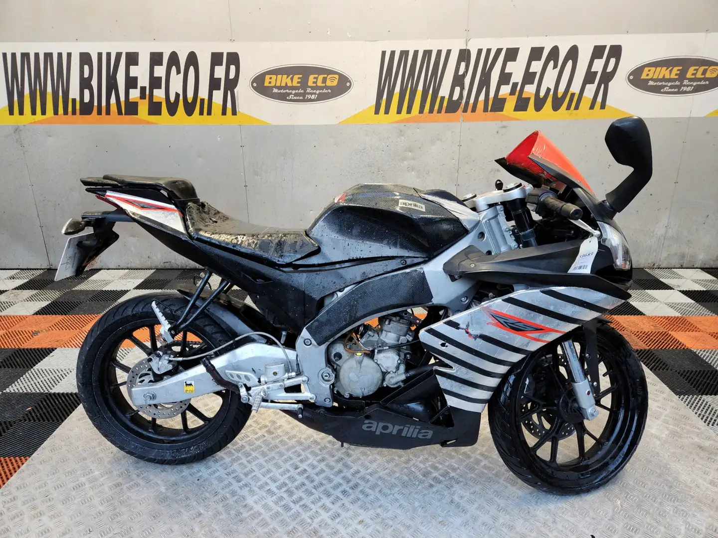 Aprilia RS4 50 Noir - 1