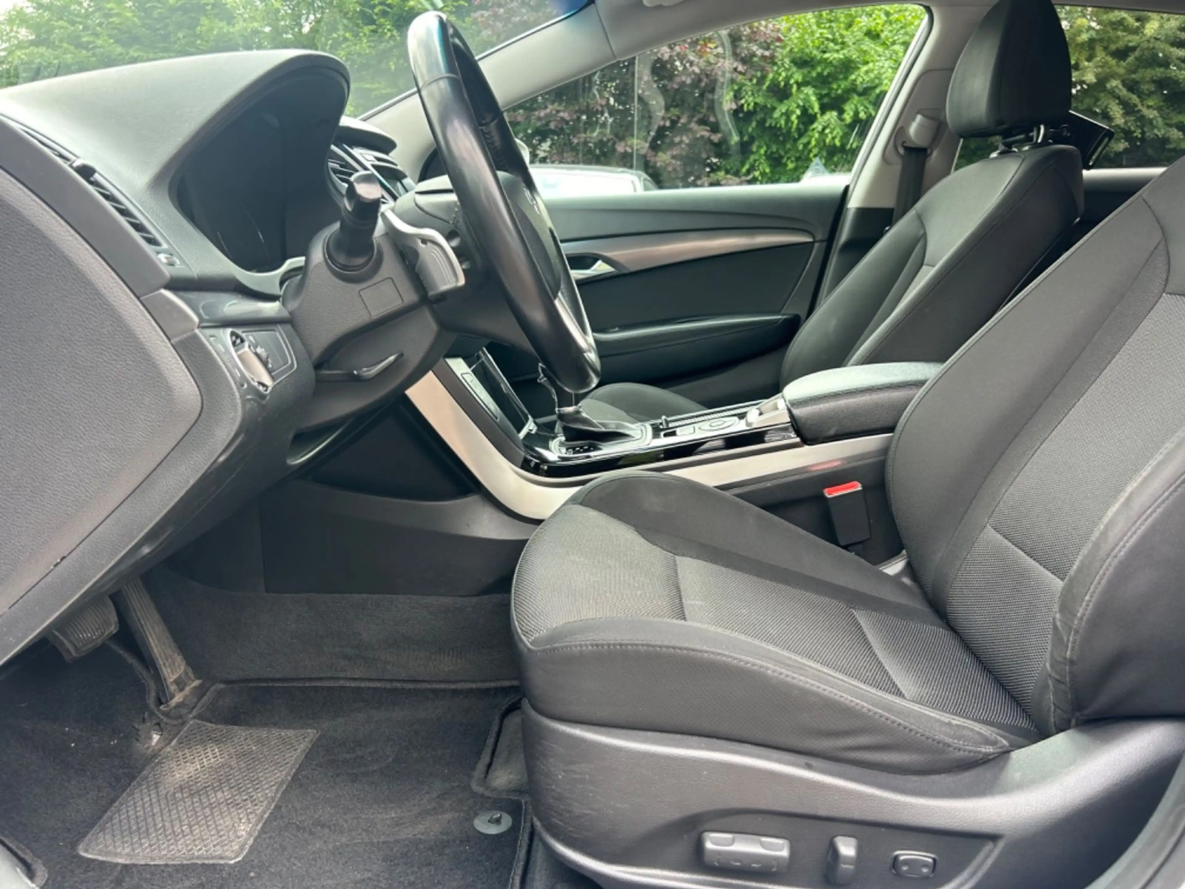 Hyundai i40 cw Style*Automatik*Keyless*Xenon*Navi*Kamera — photo 9