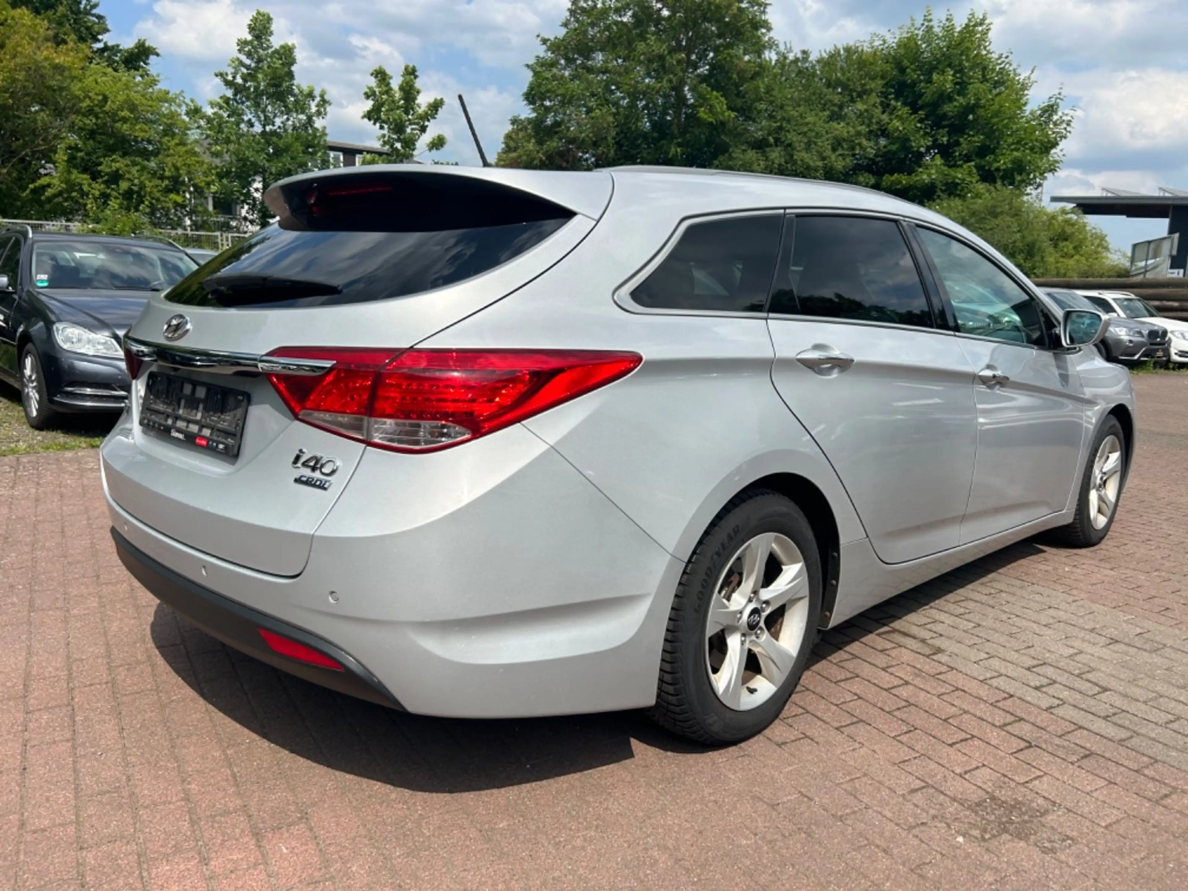 Hyundai i40 cw Style*Automatik*Keyless*Xenon*Navi*Kamera — photo 5