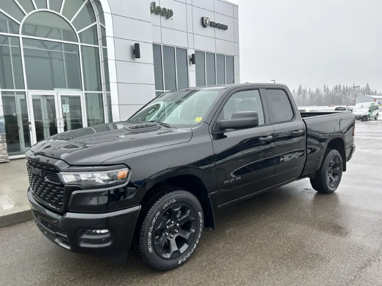 RAM 1500 снимка RAM 1500