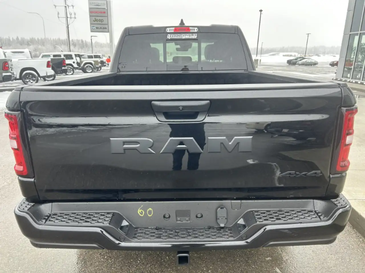 RAM 1500 снимка RAM 1500