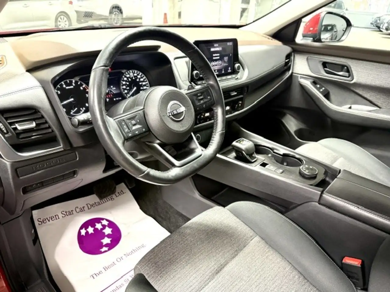 Nissan Rogue снимка Nissan Rogue