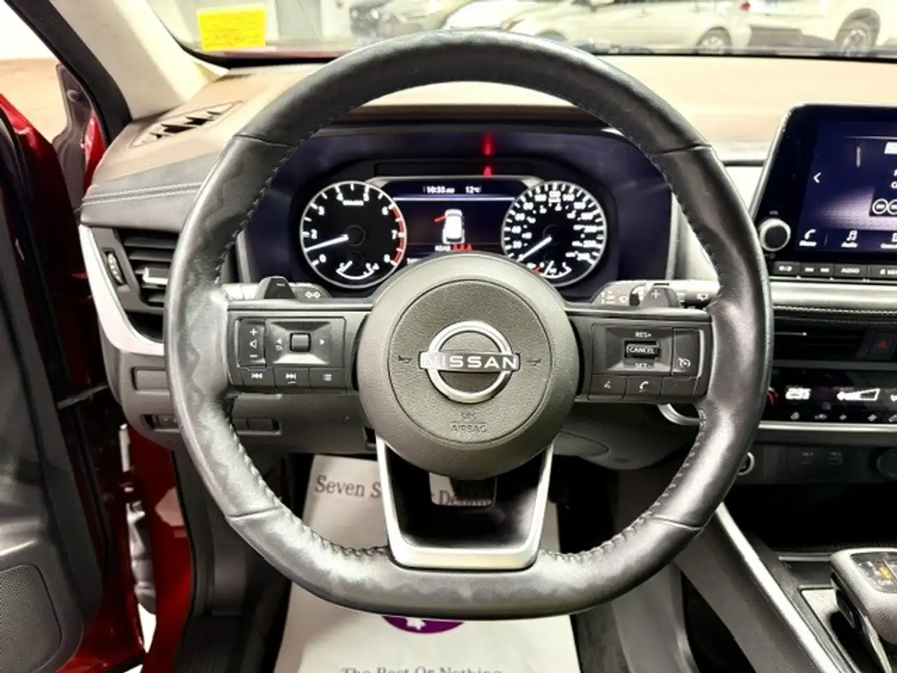 Nissan Rogue снимка Nissan Rogue