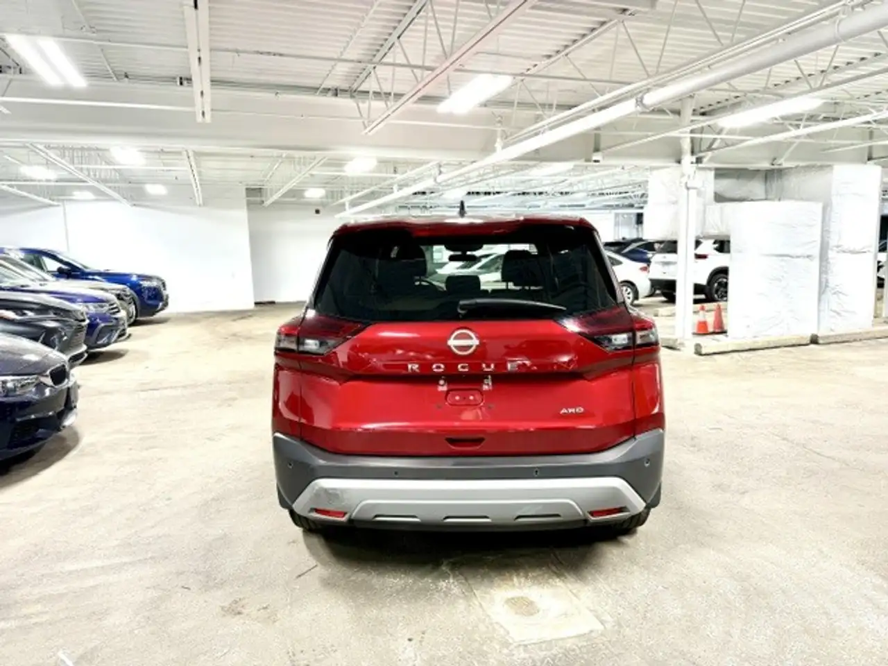 Nissan Rogue снимка Nissan Rogue