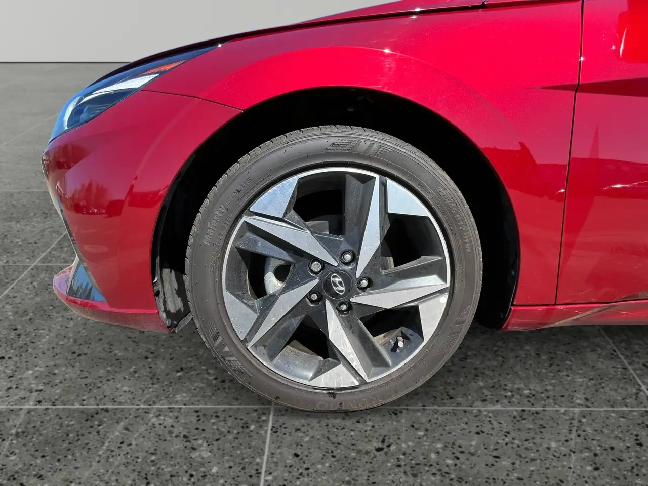 Hyundai ELANTRA снимка Hyundai ELANTRA