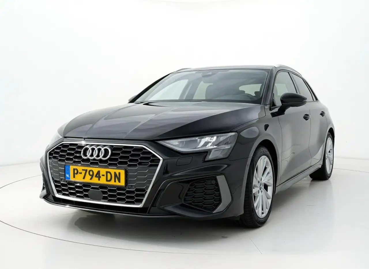 Audi A3 Sportback 35 TFSI Business edition S-LINE TREKHA, миниатюра 3