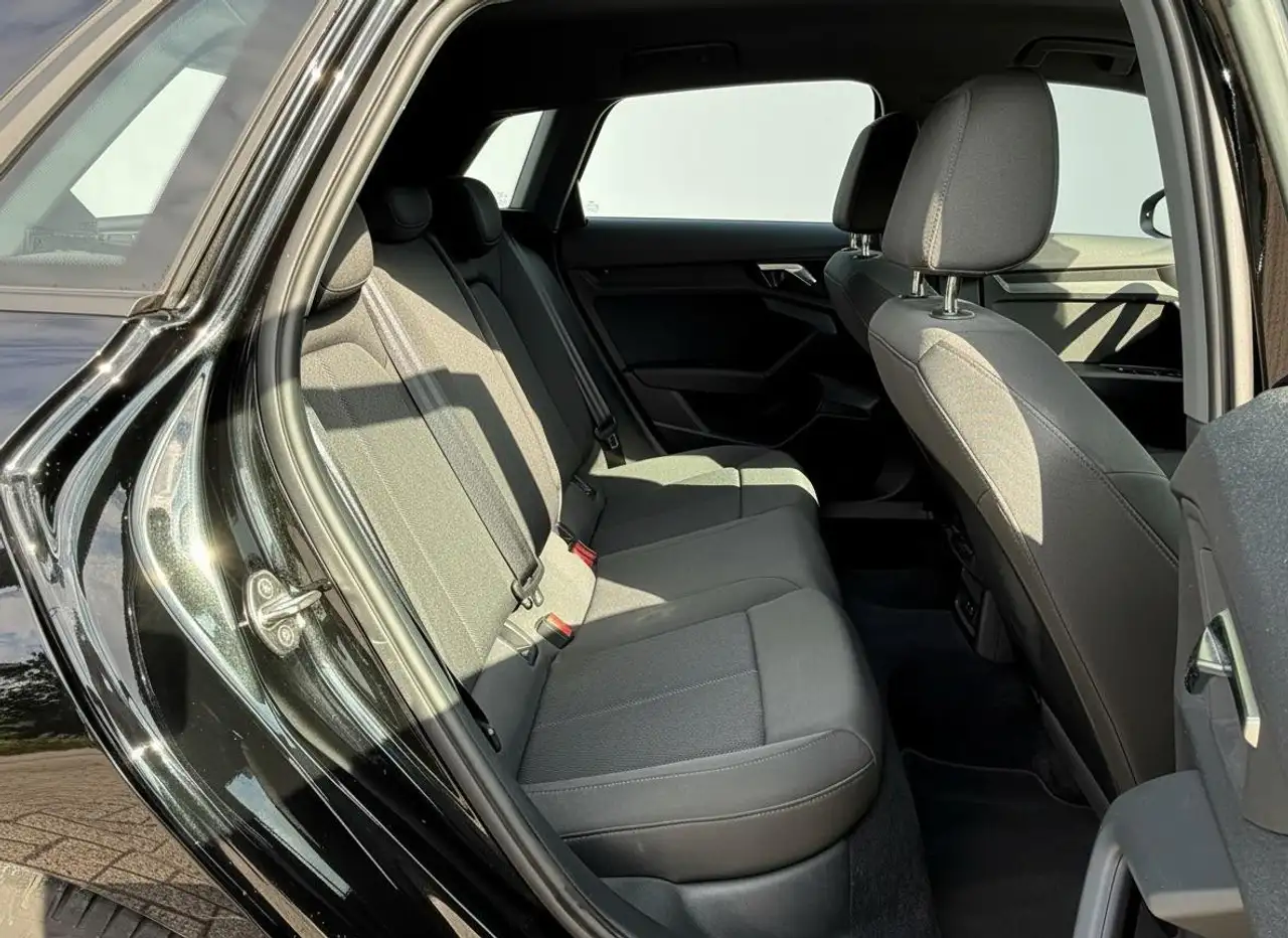 Audi A3 Sportback 35 TFSI Business edition S-LINE TREKHA, миниатюра 17