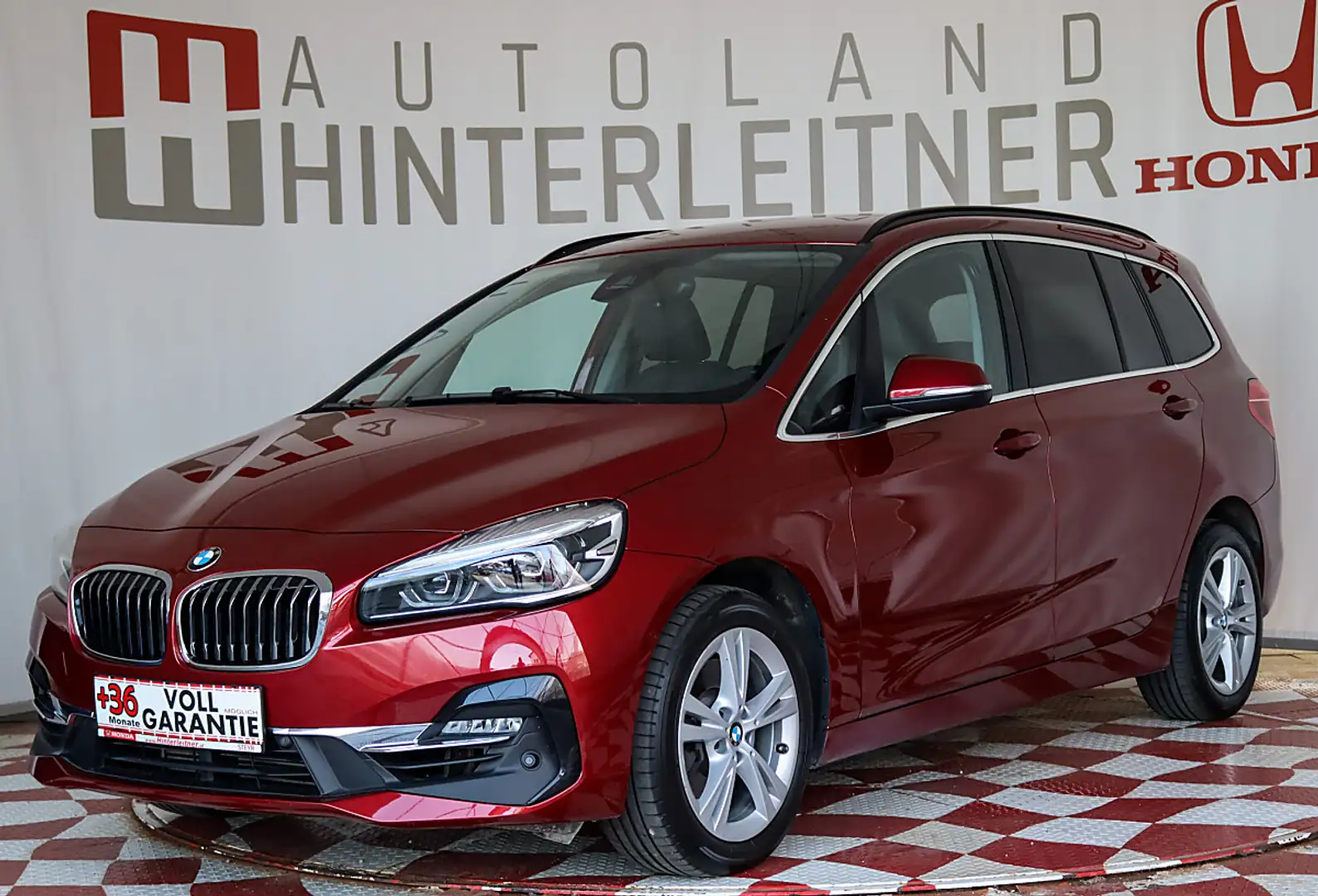 BMW 218 d xDrive Gran Tourer Luxury Line Rot - 1