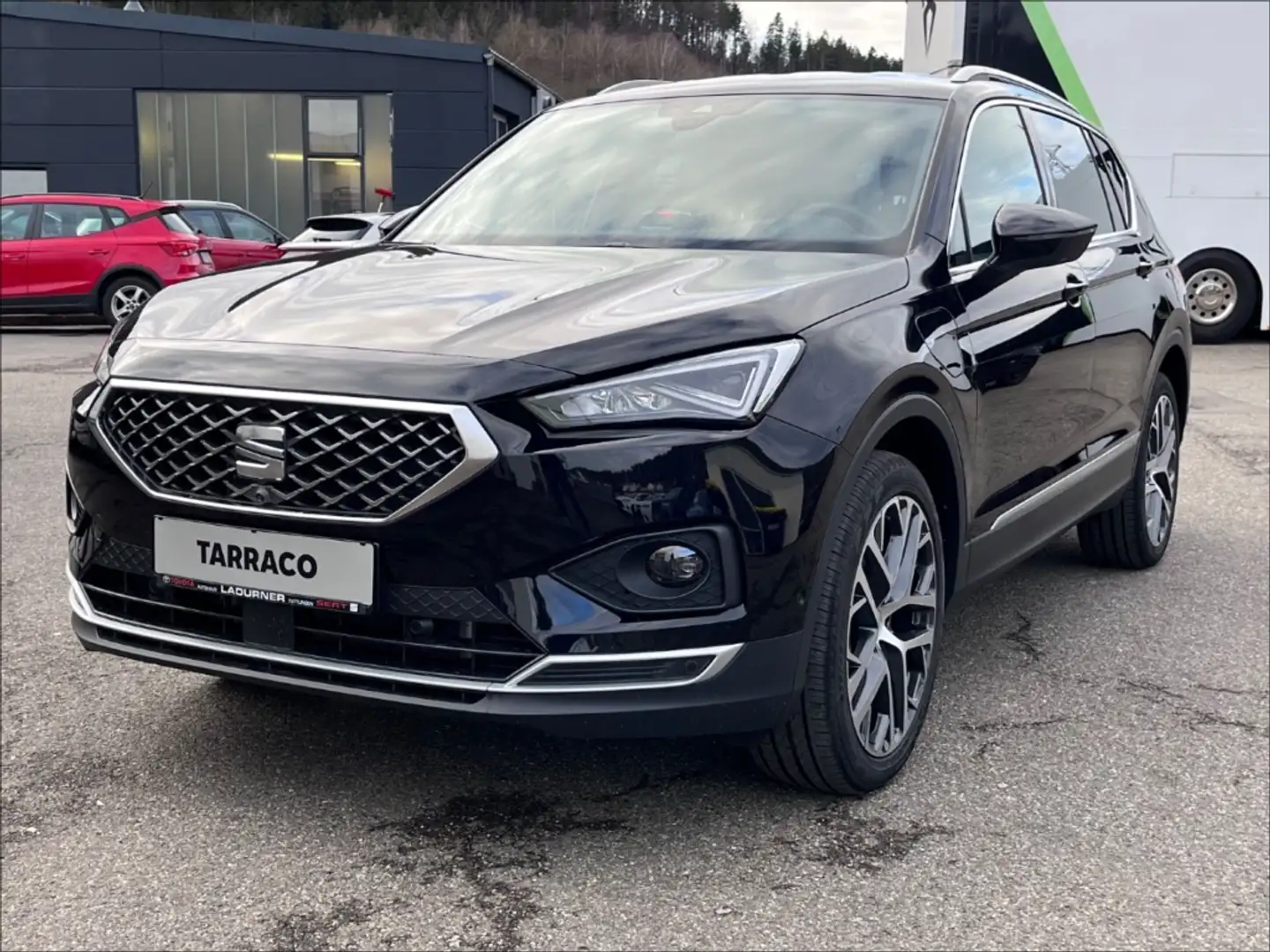 SEAT Tarraco Xperience 1.4 e-Hybrid *NAVI+SHZ+AHK+DCC* Schwarz - 1