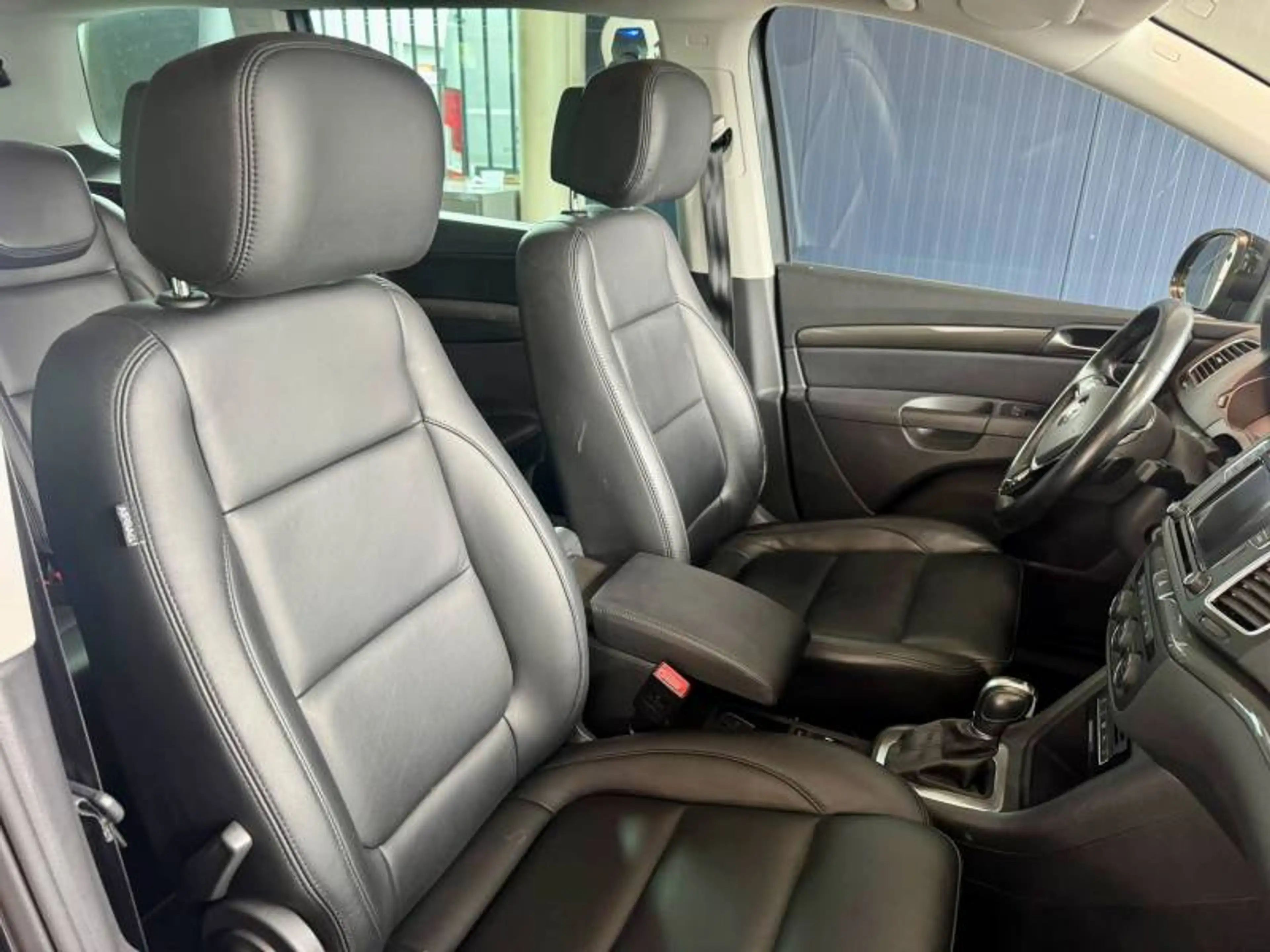 Volkswagen Sharan 2 1.4 TSi 110kW DSG6 Highline — photo 8