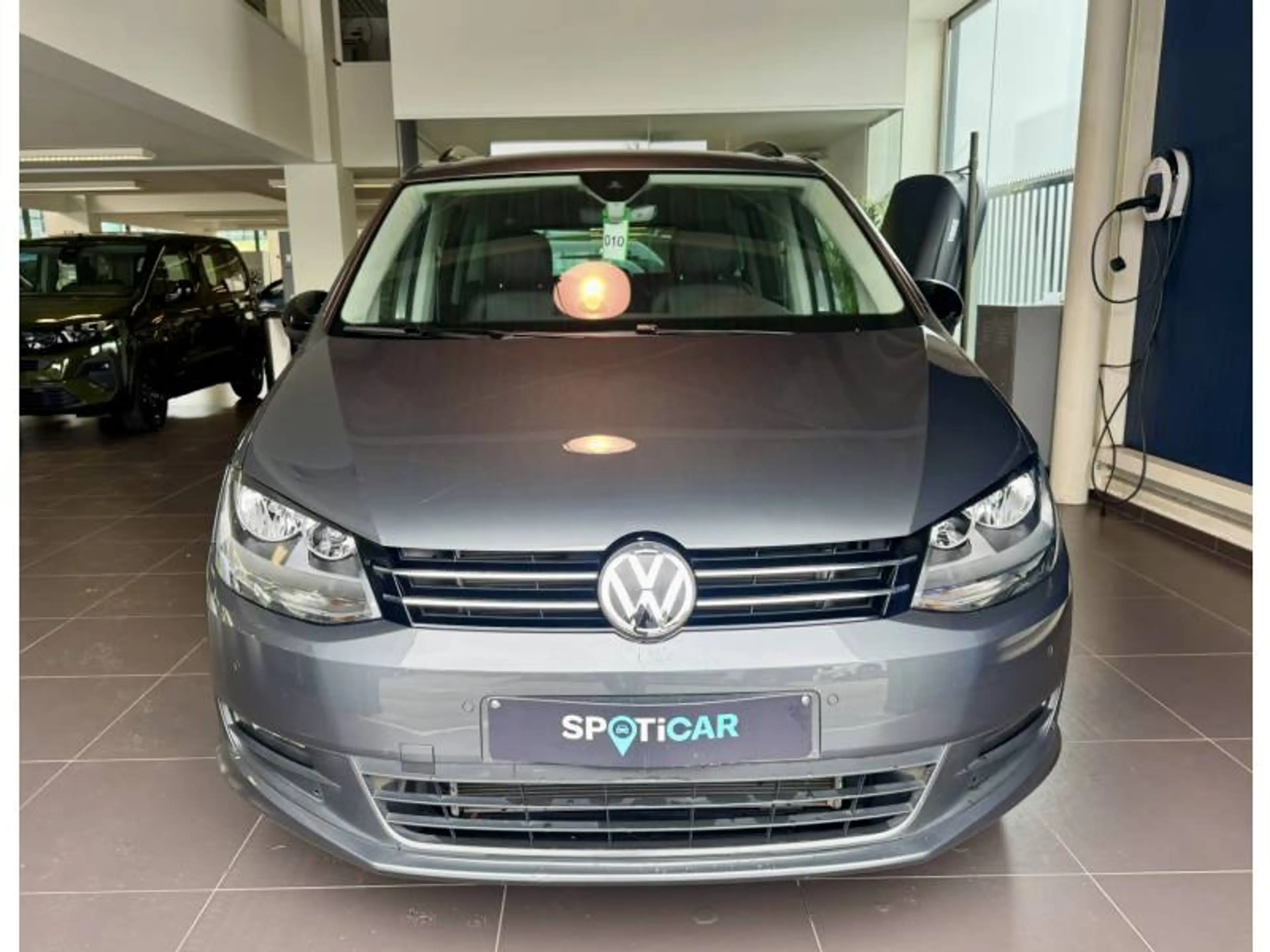 Volkswagen Sharan 2 1.4 TSi 110kW DSG6 Highline — photo 5