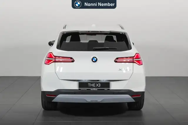 BMW X3 view 2