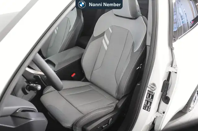 BMW X3 view 9
