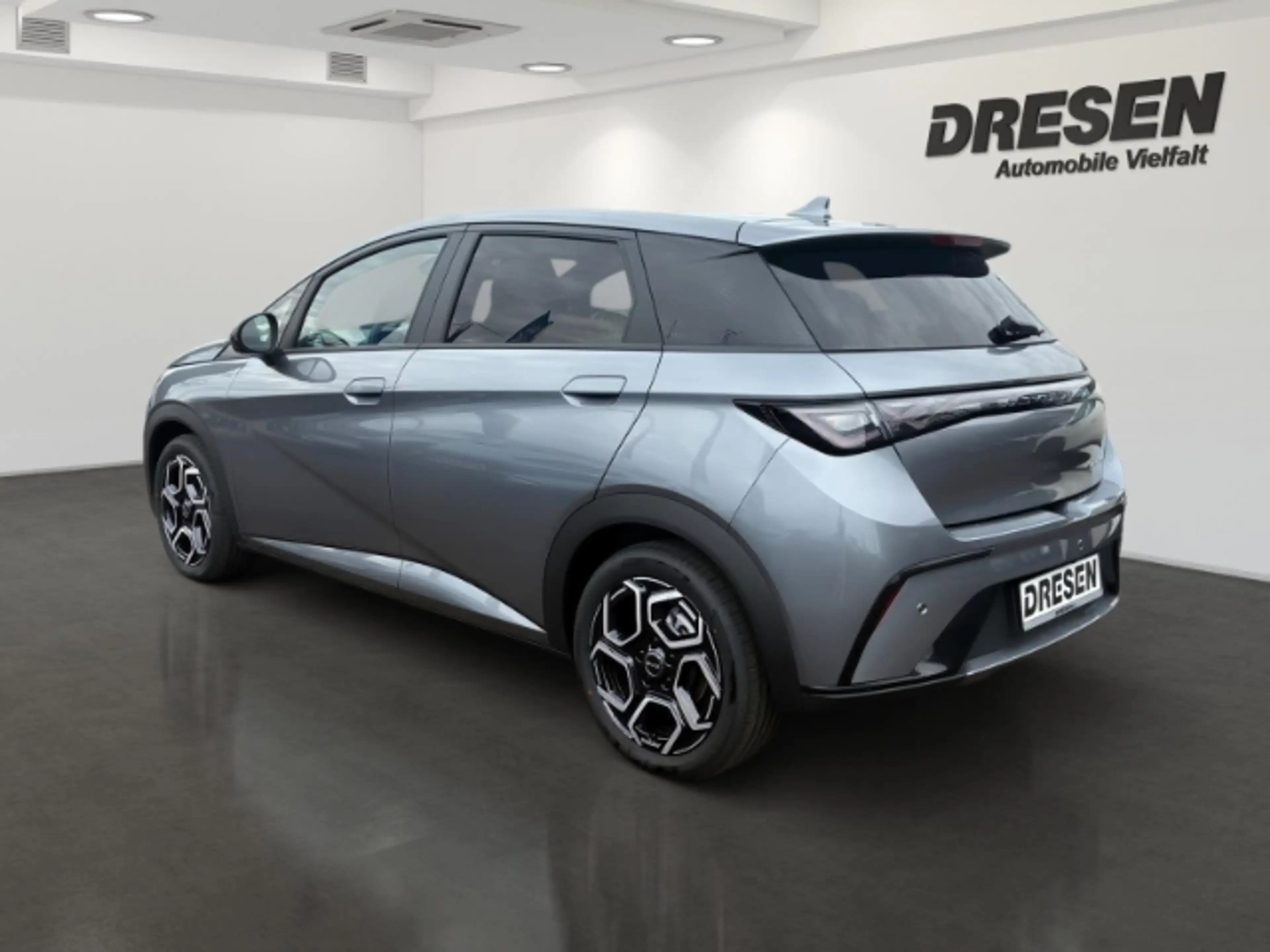 BYD Dolphin DMS 60,4 kWh Design 360 Grad/Panorama/Sitzheizung/ — photo 5