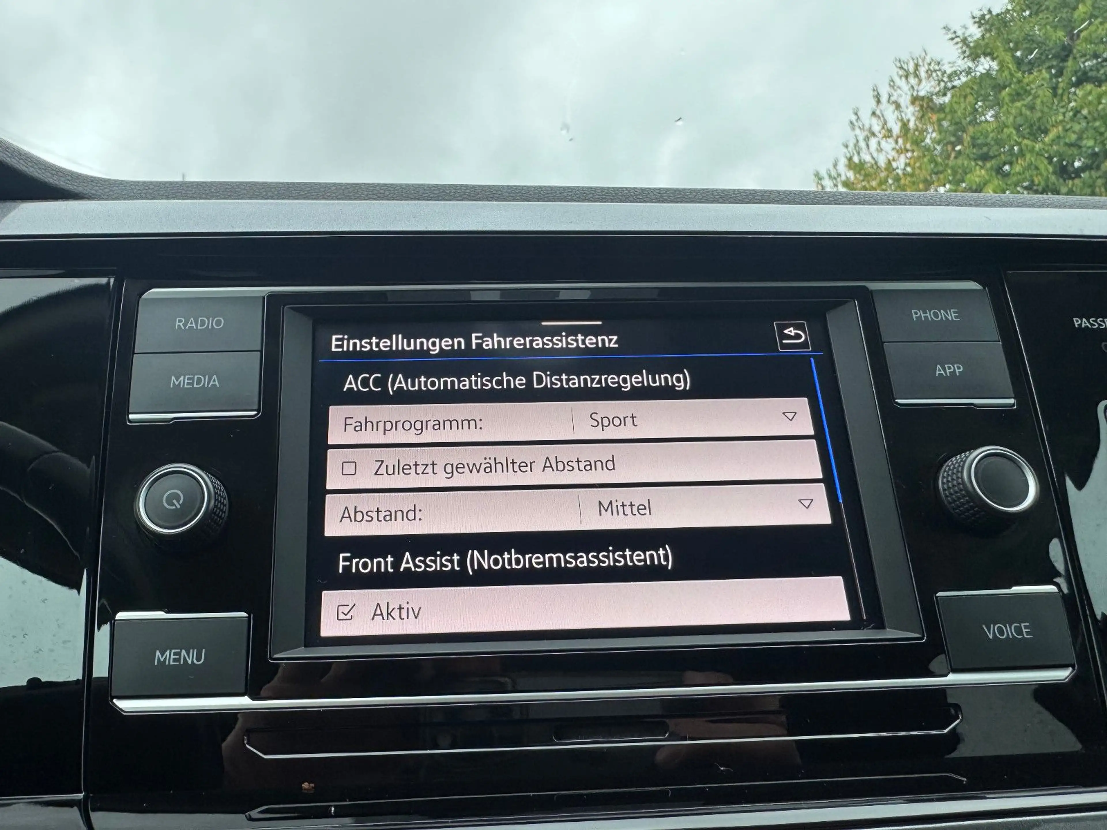 Volkswagen Polo VI Highline DSG 1.0 TSI ACC SHZ PDC DAB App — photo 12