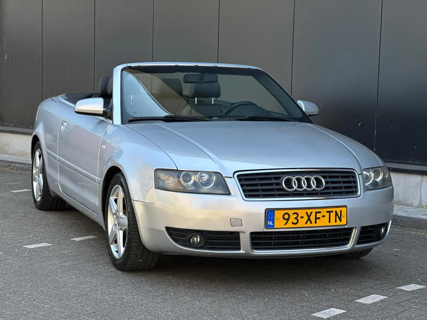 Audi A4 Cabriolet 1.8 Turbo Exclusive CABRIO LEDER/STOELVE Grigio - 2