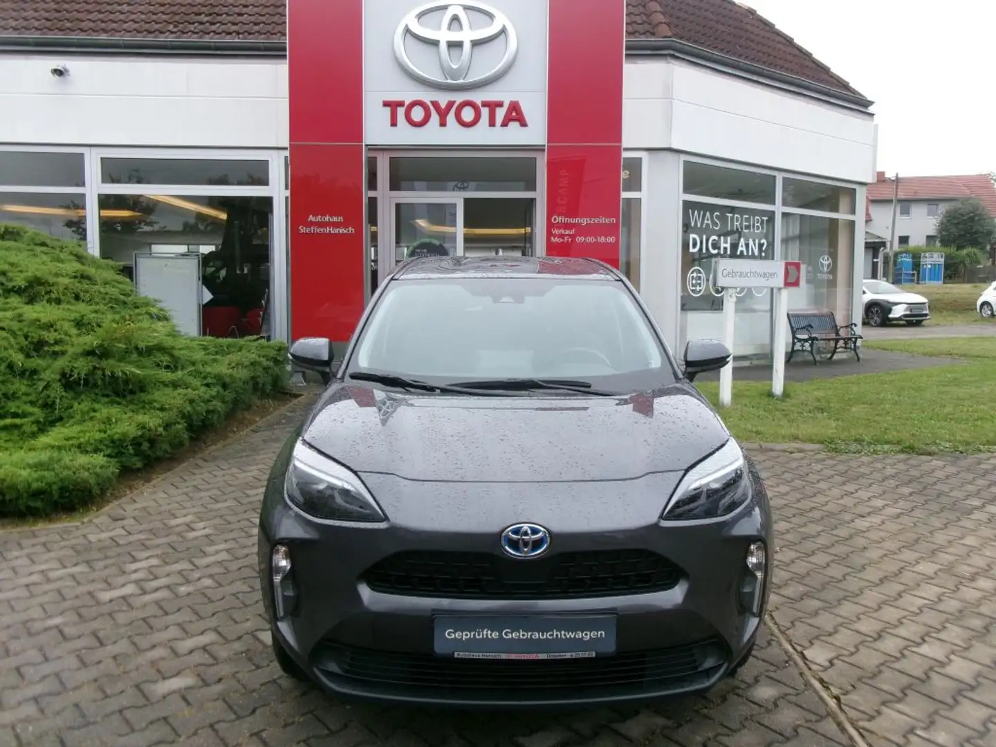 Toyota Yaris Cross Hybrid 1.5 VVT-i Business Edition Gris - 2