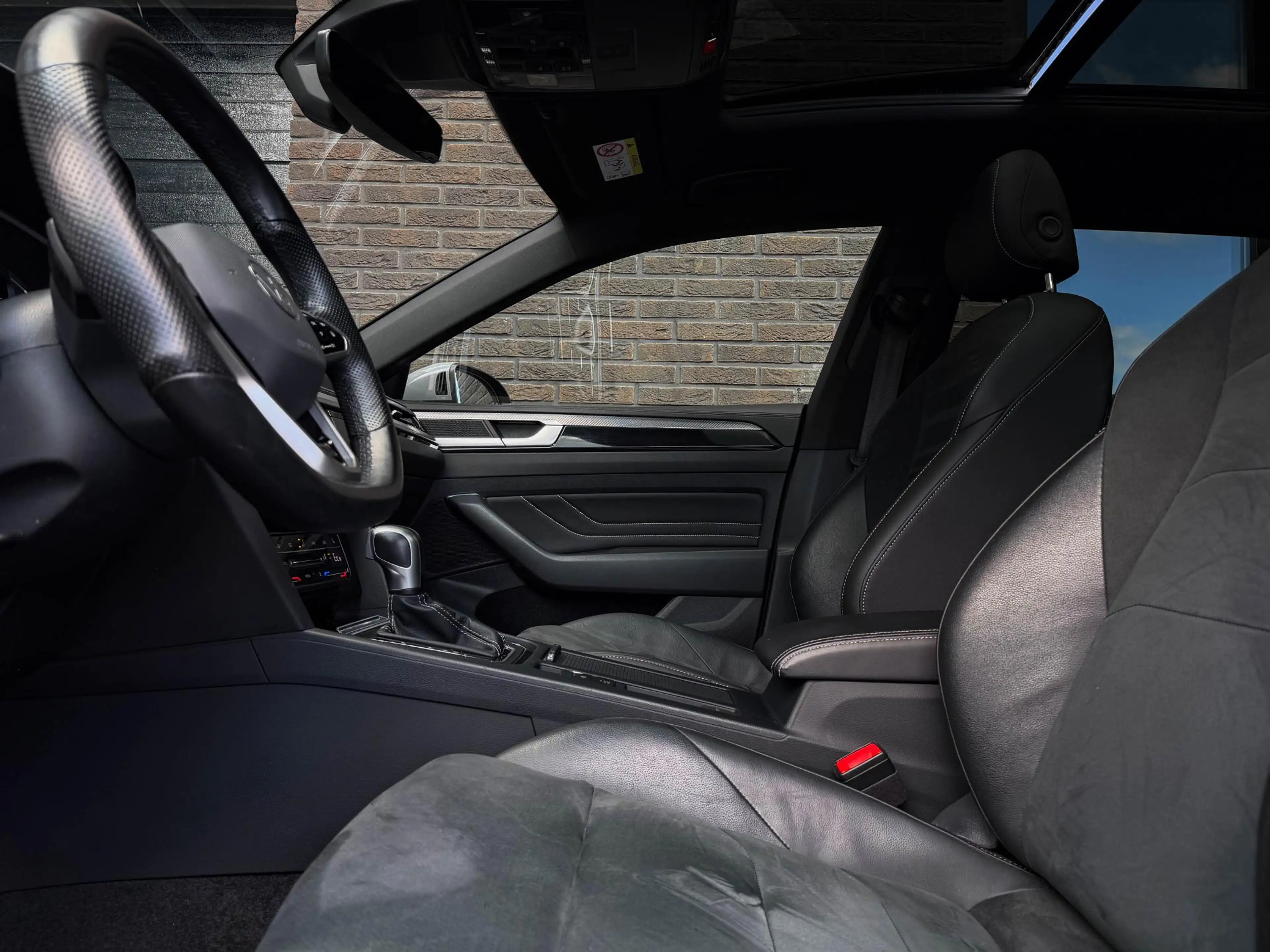 Volkswagen Arteon Shooting Brake 1.4 TSI eHybrid R-Line | Pano | 20" — photo 8
