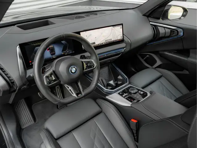 BMW X3 view 18