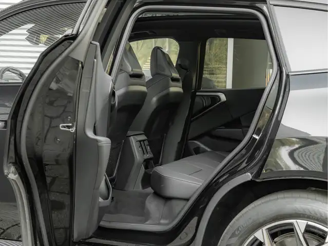 BMW X3 view 27